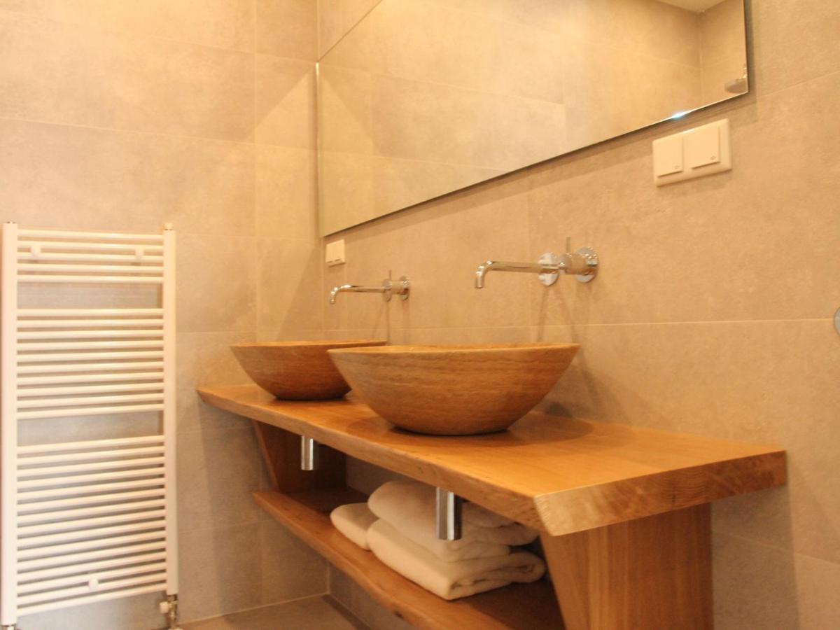 Holiday Home With Bubble Bath In Noordwijk Exterior photo