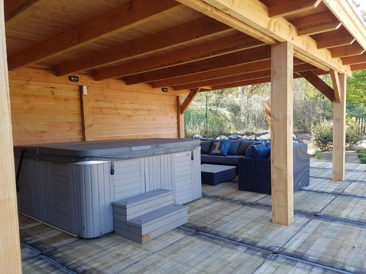 Holiday Home With Bubble Bath In Noordwijk Exterior photo